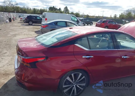 2020 Nissan Altima Platinum Vc-Turbo Fwd z USA, uszkodzony, nr VIN 1N4AL4FV3LN307374